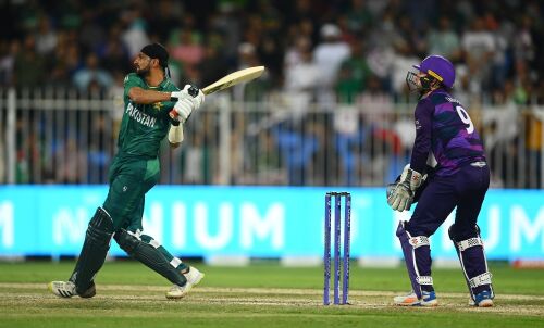 Shoaib Malik leads Pakistan to a glorious victory over Scotland Image