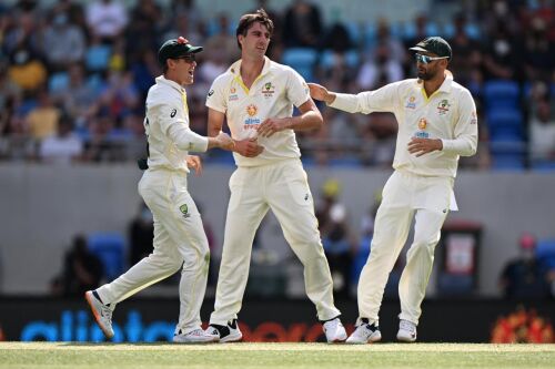 Australia need quick wickets on Day 2 Image