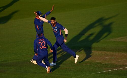 Pandya's heroics inspires India to 50-run win over England in opening T20I Image