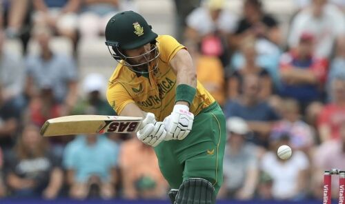 Hendricks smashes third straight half-century; Proteas thrash England by 90 runs Image