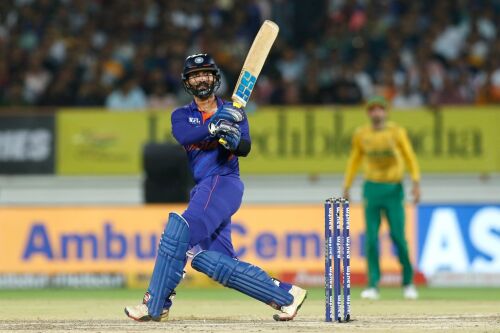 Dinesh Karthik a fine finisher, but actual finishers are guys like Suryakumar Yadav: Srikkanth Image