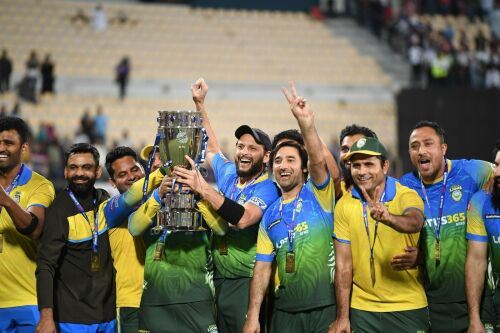 Asia Lions openers Tharanga, Dilshan's breezy fifties blow away World Giants to emerge as LLC Masters champs Image