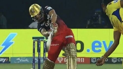 CSK vs RCB Match in IPL 2023 Smashes Viewership Records with 2.4 Crore Concurrent Viewers on JioCinema Image