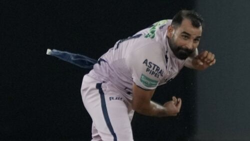 Ian Bishop Lauds Mohammed Shami's Powerplay Prowess in IPL 2023 Image