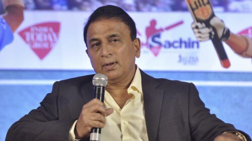 Sunil Gavaskar Criticizes England's Defensive Fielding Tactics in Ashes Opener Image