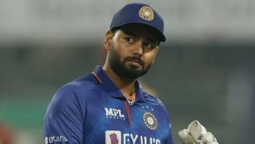 Rishabh Pant's Speedy Recovery Surprises BCCI and NCA Medical Staff; Bumrah, Shreyas Could Return for Asia Cup Image