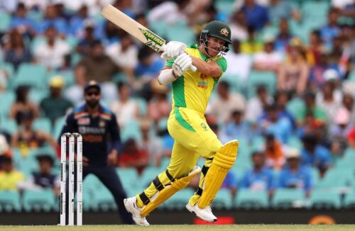 Warner brings a lot of energy to camp and field: Labuschagne Image