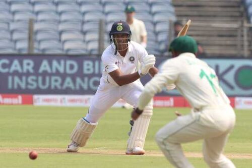 Mayank Agarwal enlists his name in record books with second hundred of the series Image